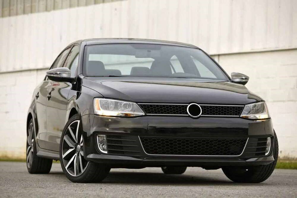 VW Jetta Krom U Formlu Ön Tampon Çıtası 2011-2014 Arası