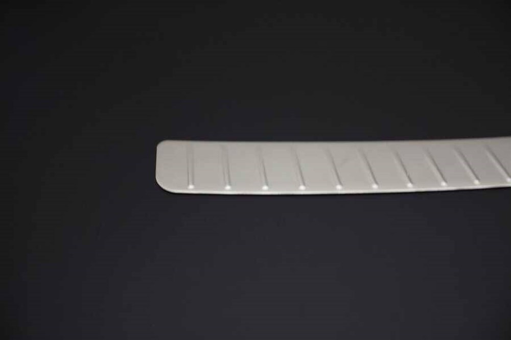 VW Passat 3B Krom Arka Tampon Eşiği 2000-2005 Arası