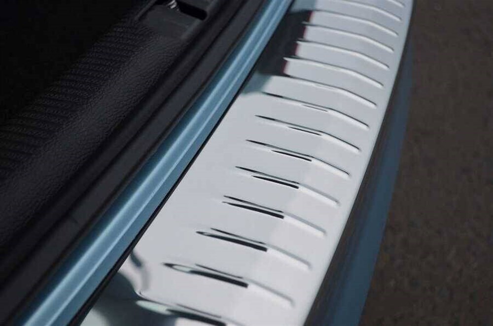 VW Passat B7 SW Krom Arka Tampon Eşiği Taşlı 2010-2015 Arası