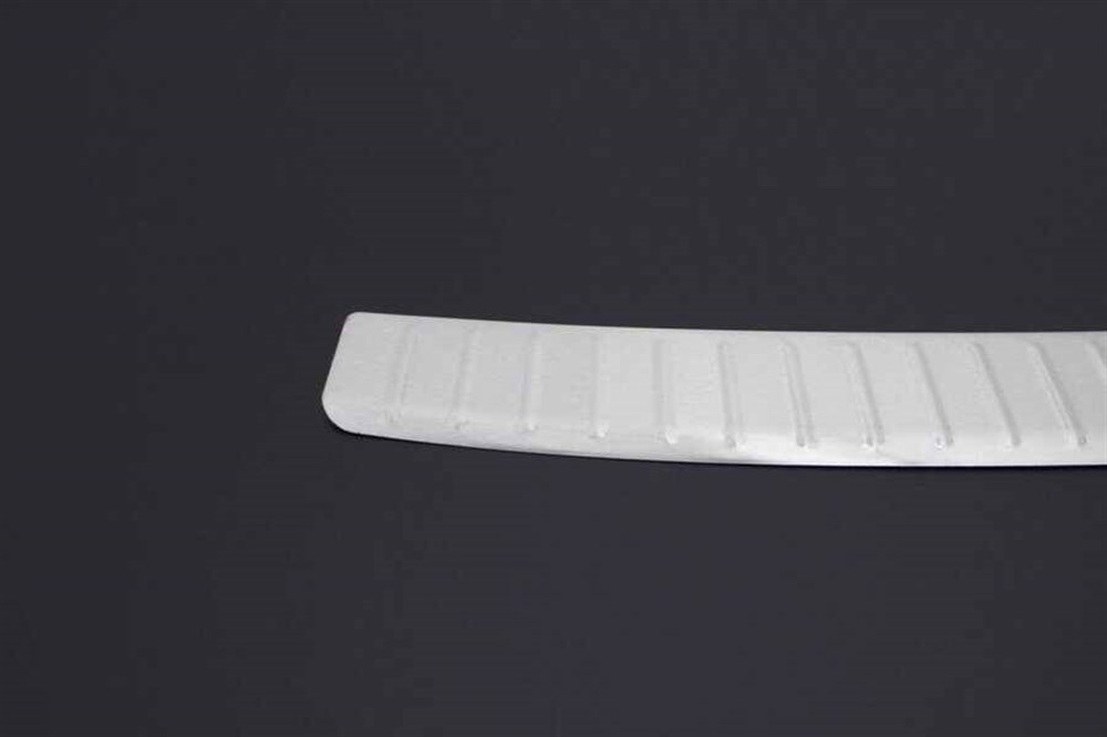 VW T5 Caravelle Krom Arka Tampon Eşiği Yazılı (Taşlı) 2010-2014 Arası