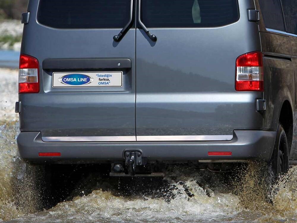 VW T5 Multivan Krom Bagaj Alt Çıta Çift Kapı 2 Parça 2010-2014 Arası