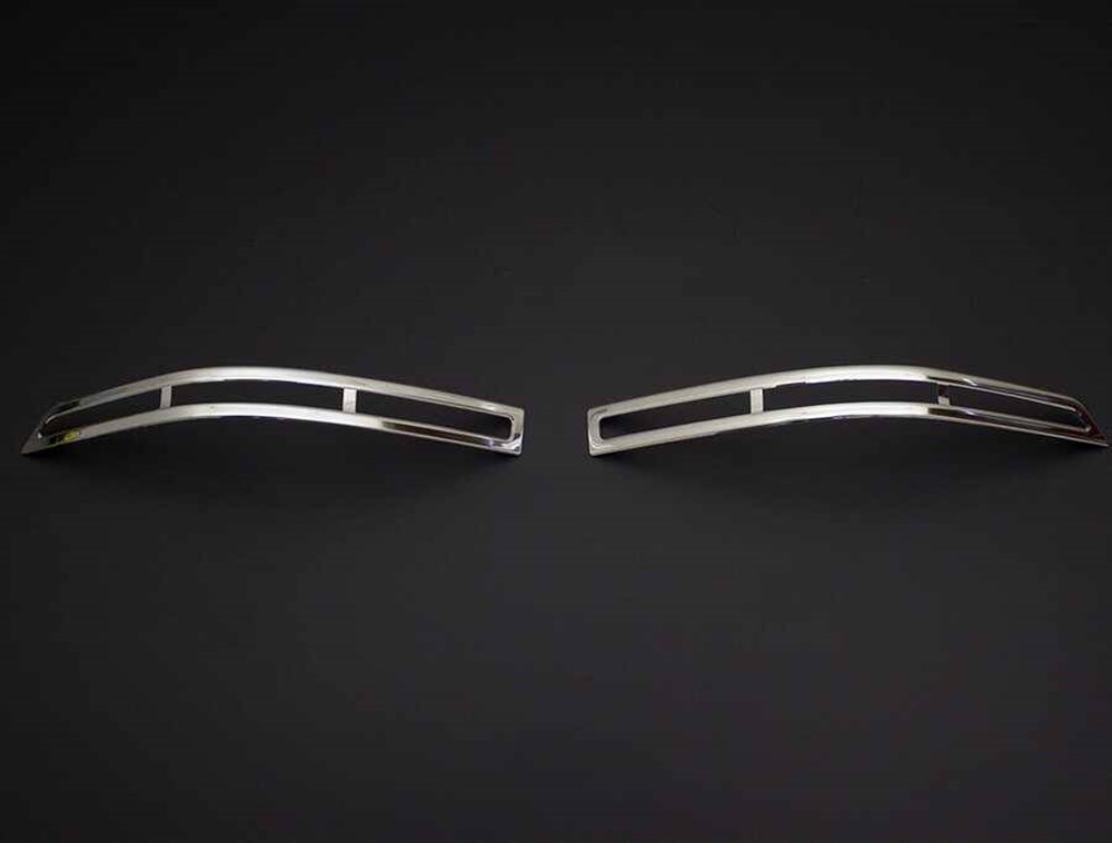 VW T6 Transporter Krom Arka Reflektör Çerçevesi Tek Kapı 2 Parça 2015 ve Sonrası