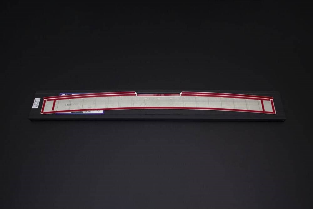 VW T6.1 Caravelle Krom Bagaj Eşiği Tek Kapı Taşlı 2020 ve Sonrası