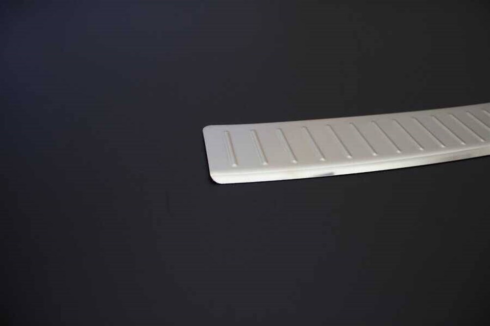 VW Touran Krom Arka Tampon Eşiği 2010-2015 Arası