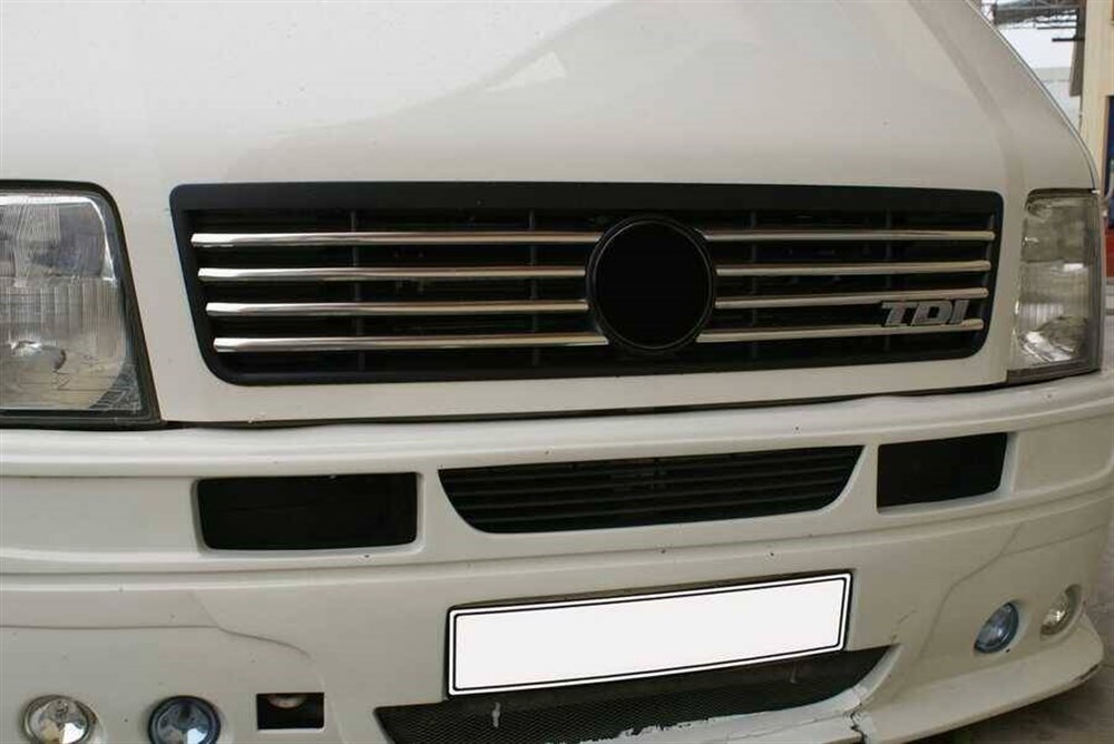 VW Volt / Lt Krom Ön Panjur 8 Parça 1998-2006 Arası