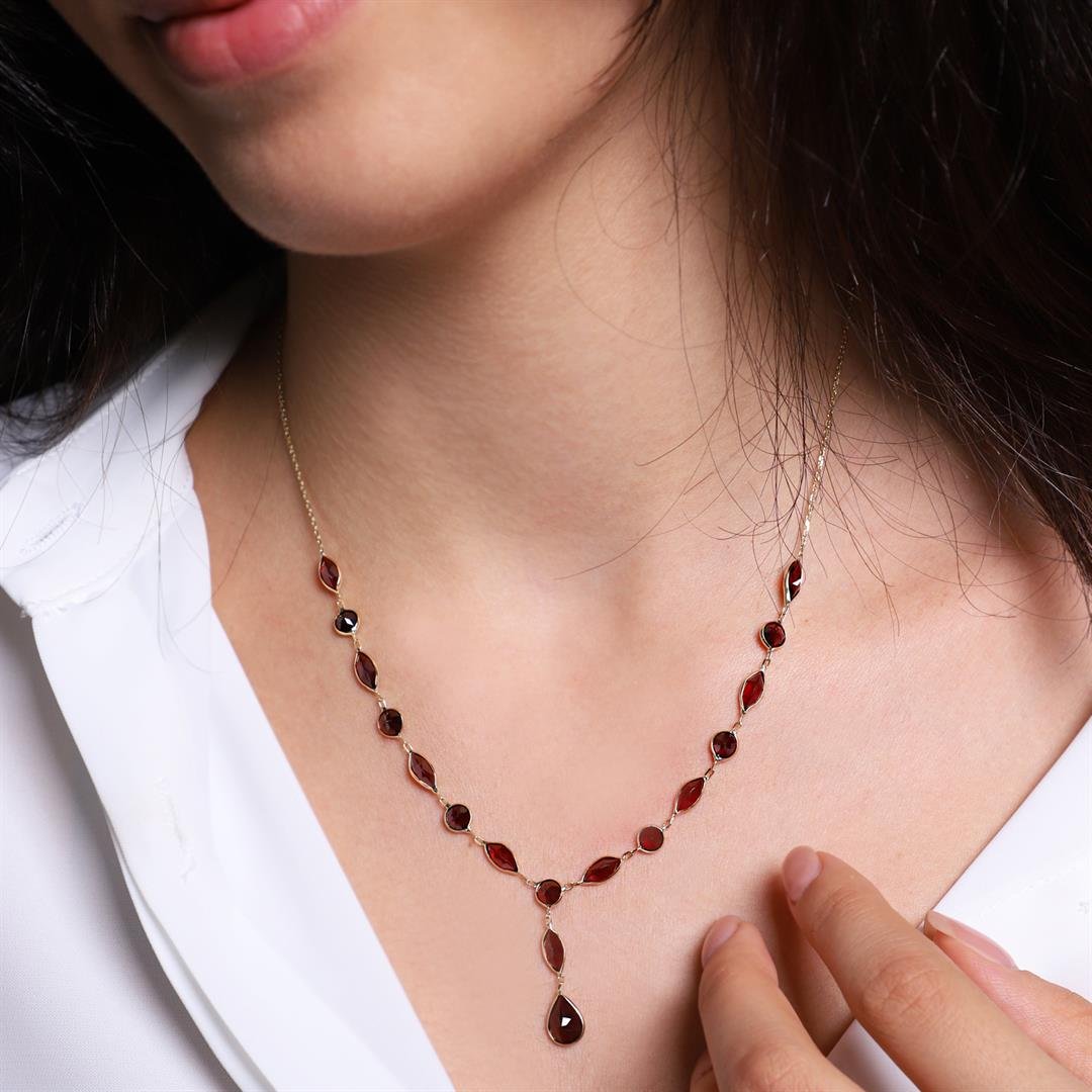 Naturel Taşlı KolyeGarnet Sıra Sallantılı Altın Kolye-Penna Jewels