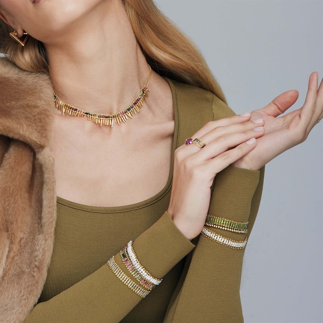 Soleil KoleksiyonuPenna Jewels Soleil Altın Kolye - siyah rodaj su incisi