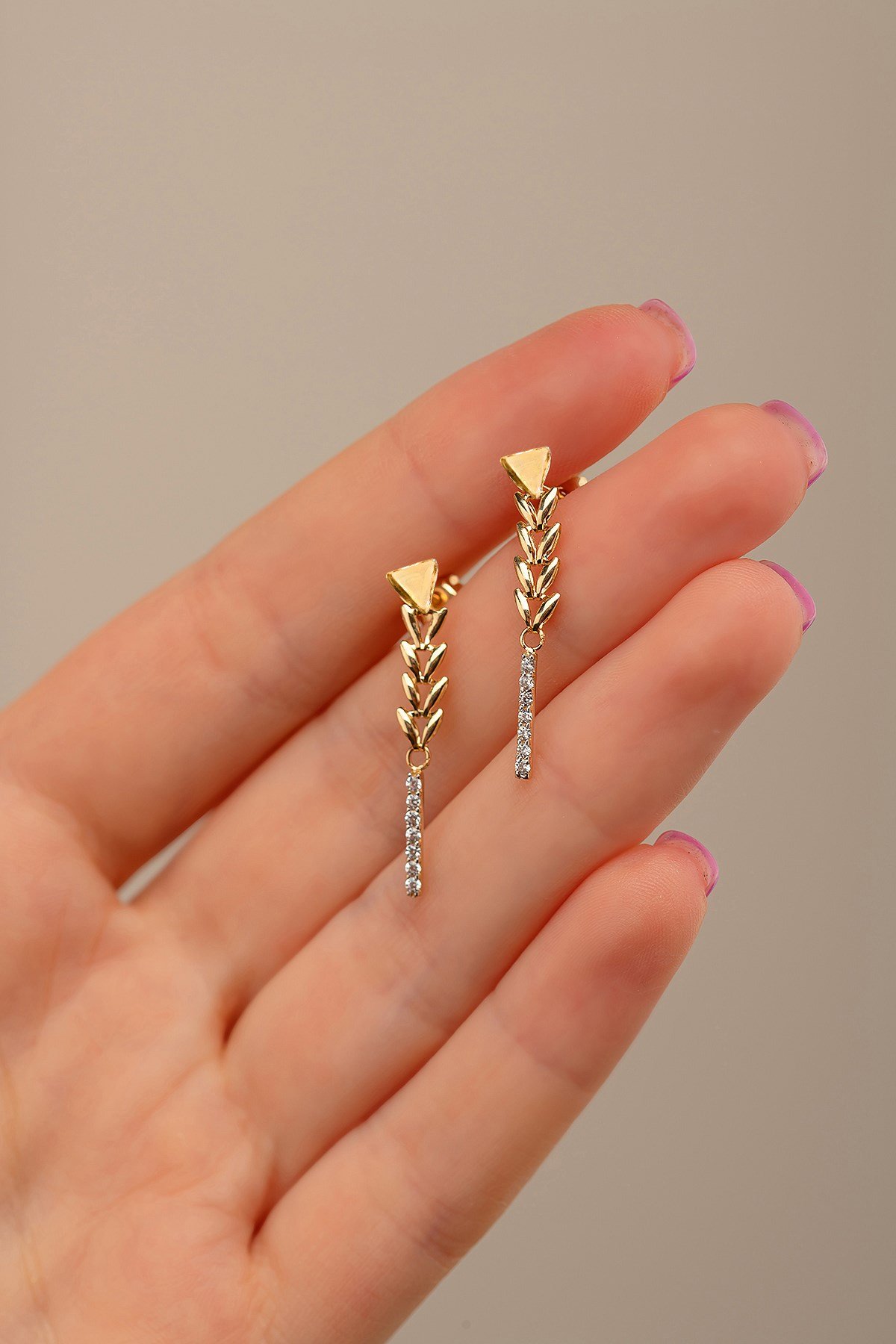  ZİRKON TAŞLI PARS KÜPE