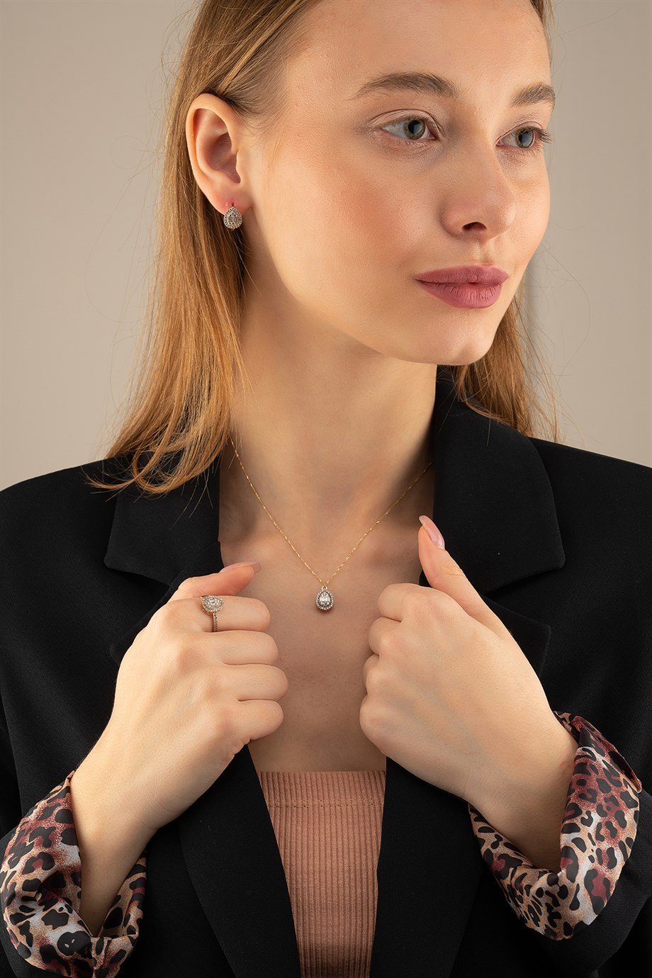 14 Ayar Altın Damla Modeli Set