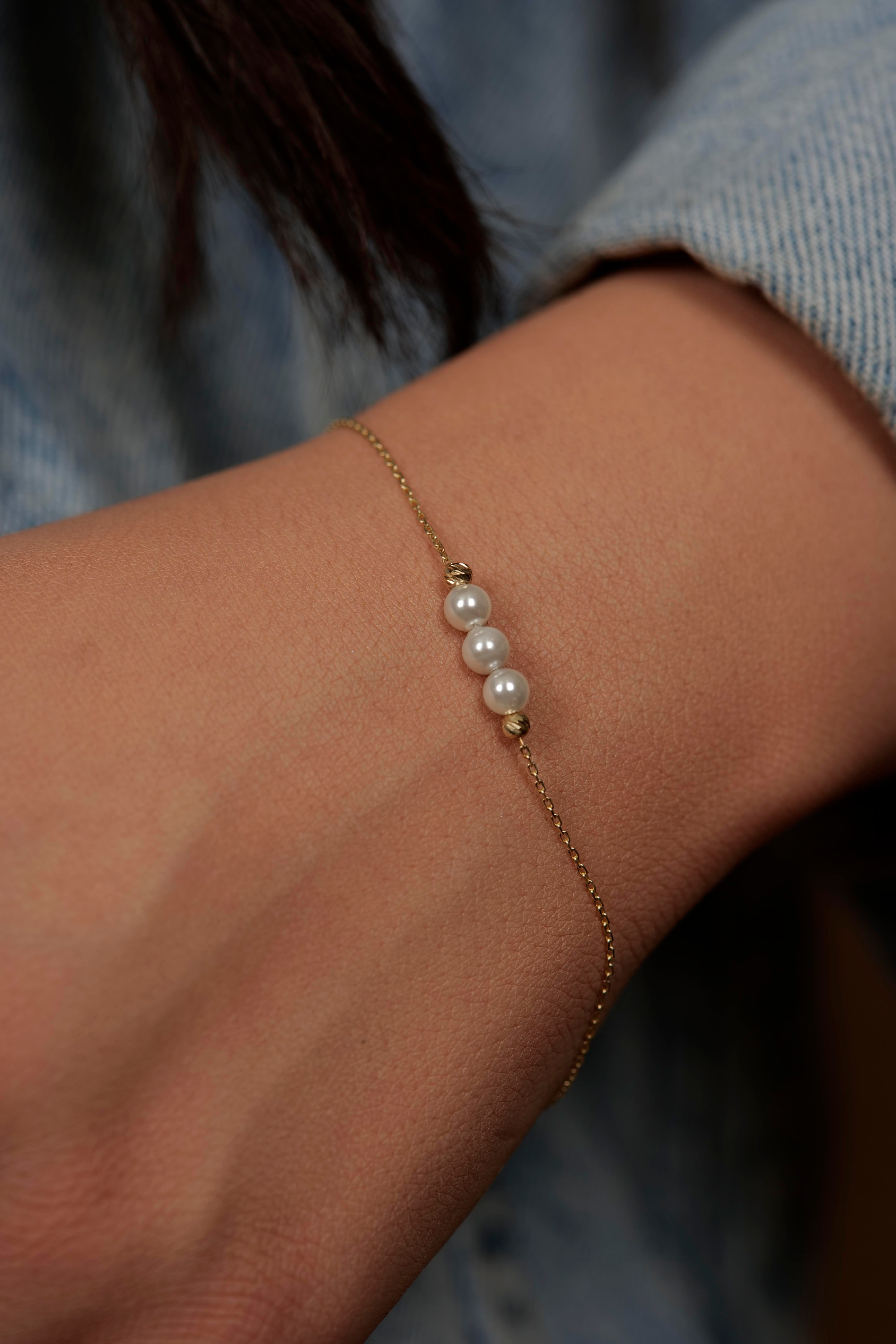 14 Ayar Altın Üç İnci Sıralı Kadın Zincir Bileklik