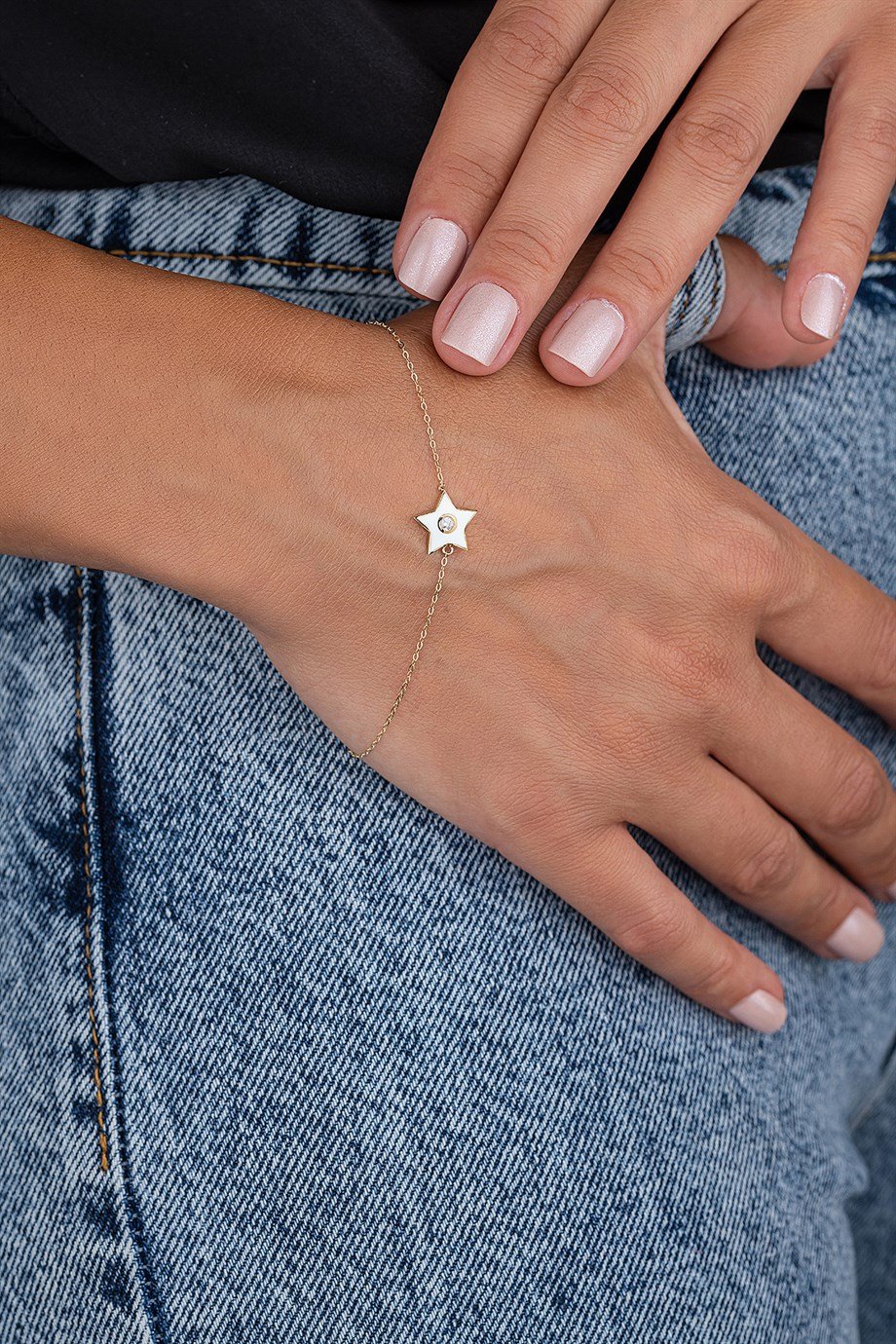 Beyaz Mineli Star 14 Ayar Altın Kadın Bileklik