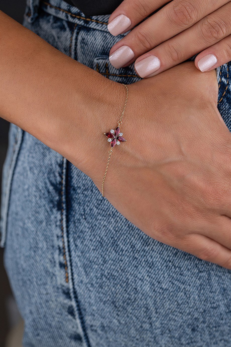 Kırmızı Markiz Taşlı 14 Ayar Altın Bileklik