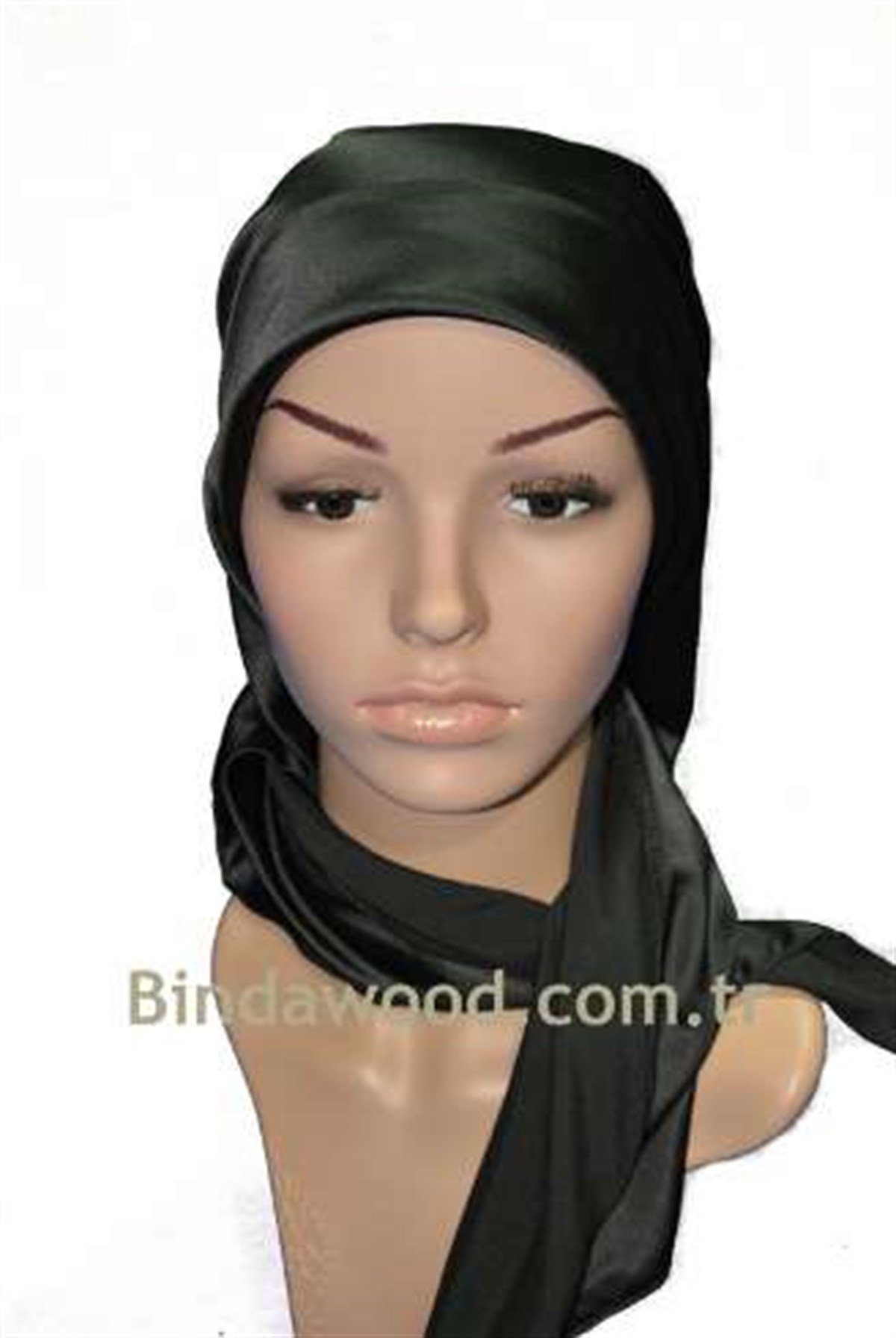 Fularlı Siyah Pratik Eşarp Hazır Tesettür Türban