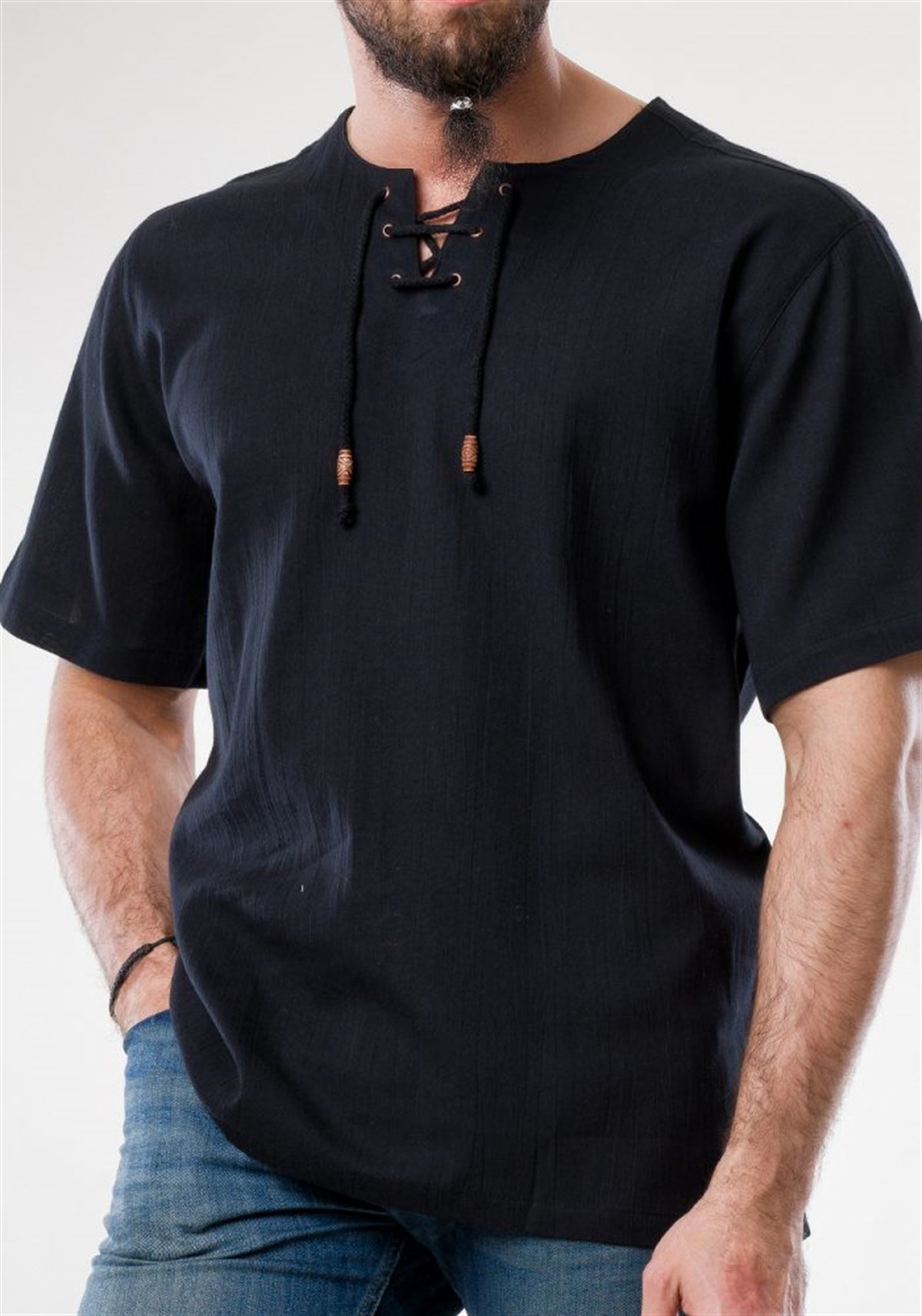 Kısa Kol Yakasız Tshirt siyah