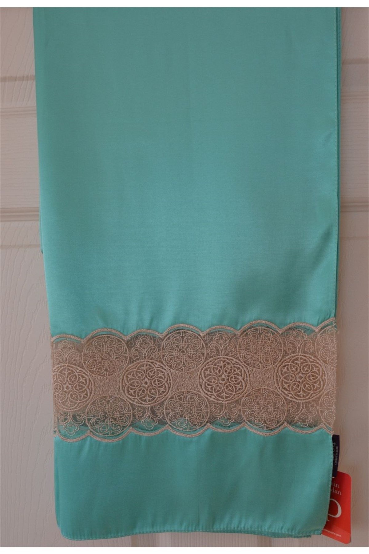 Şal Su Yeşili Dantelli 