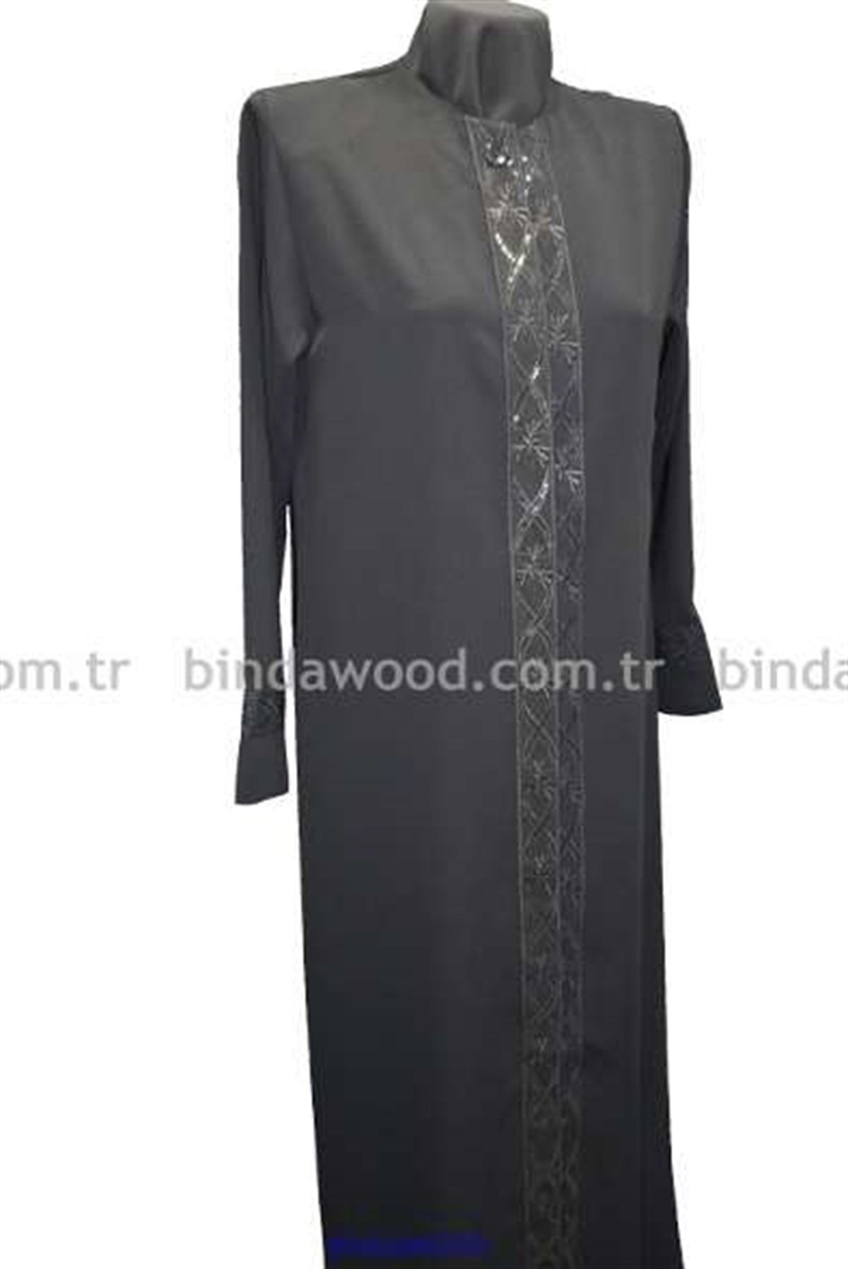 Siyah Gizli Düğmeli Nakışlı Ferace