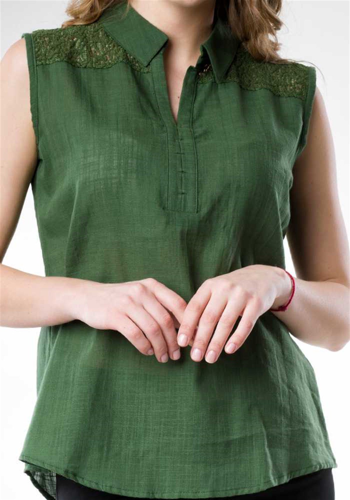 Yeşil Kolsuz Bluz