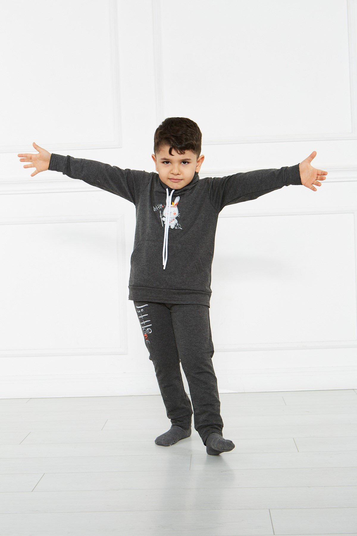 UNISEX ANTRASİT KIZILDERİLİ EŞOFMAN TAKIMI