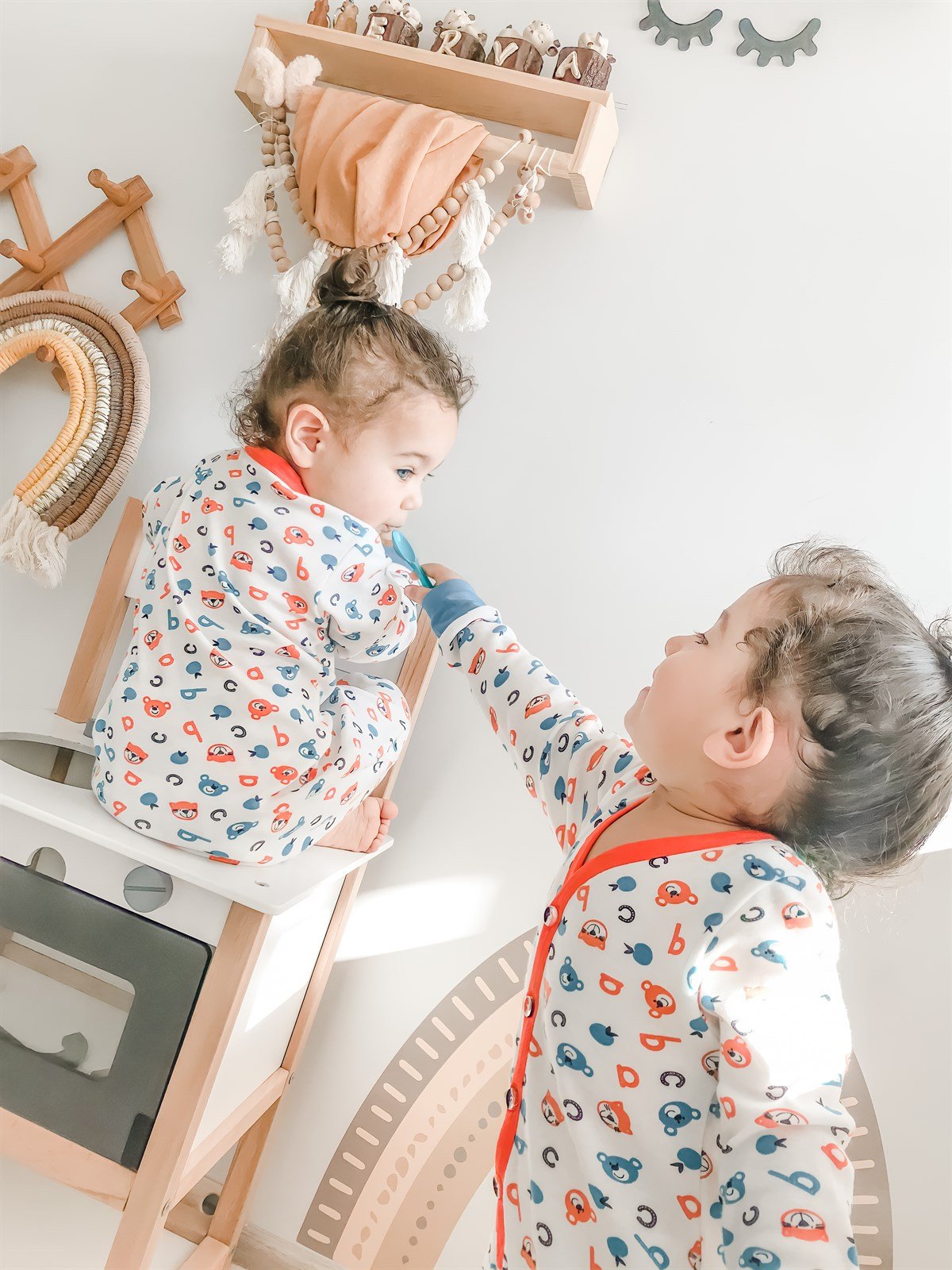 UNISEX ÇOCUK HARFLİ PİJAMA TAKIMI
