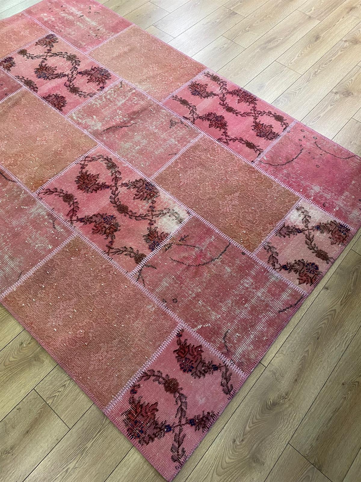 Çam Halı 125 Pembe El Dokuma Patchwork Yün Halı