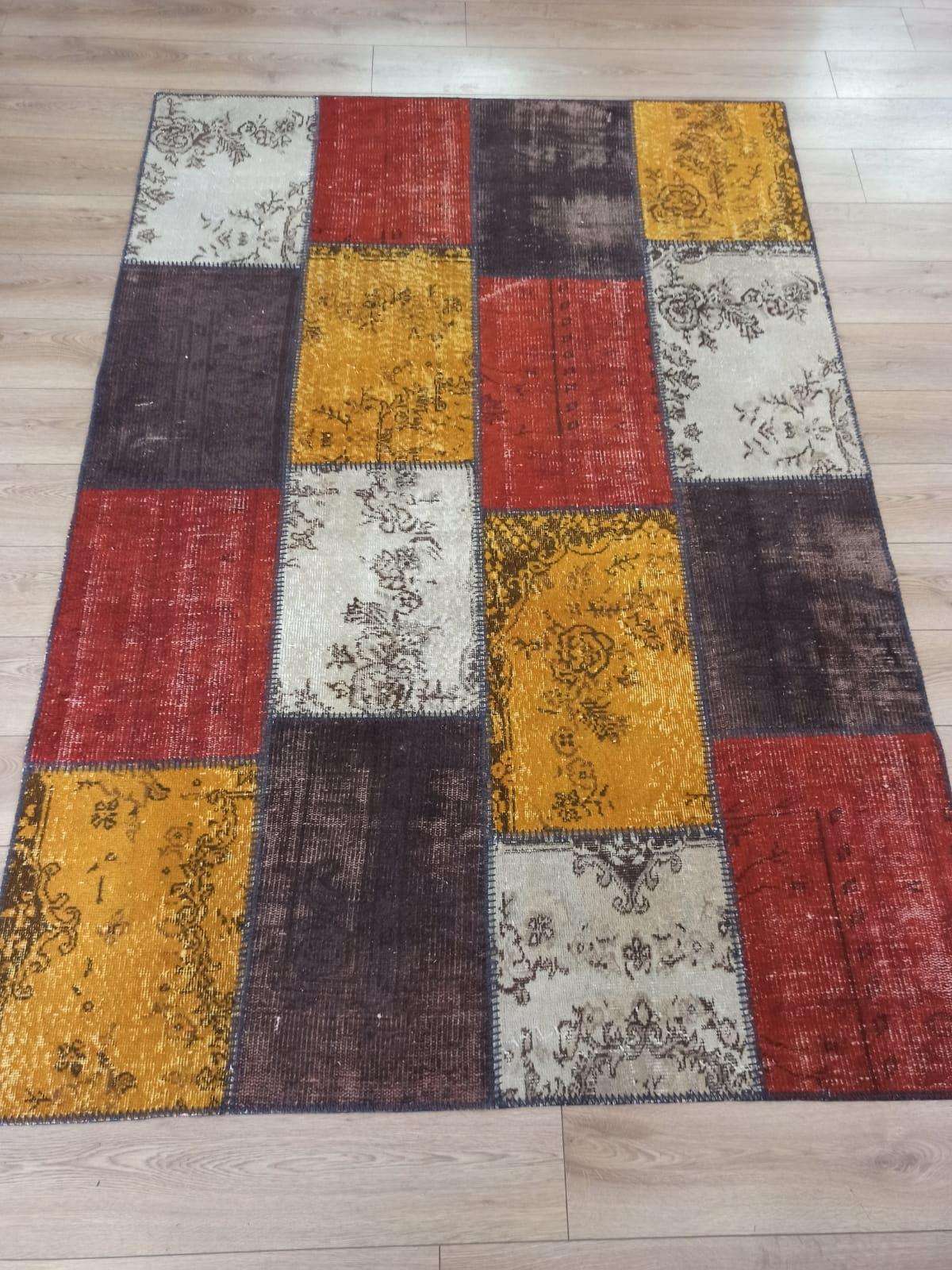 Çam Halı 580 Multi El Dokuma Patchwork Yün Halı