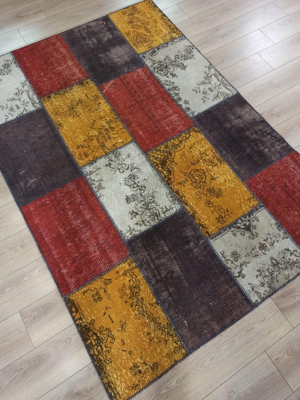 Çam Halı 580 Multi El Dokuma Patchwork Yün Halı