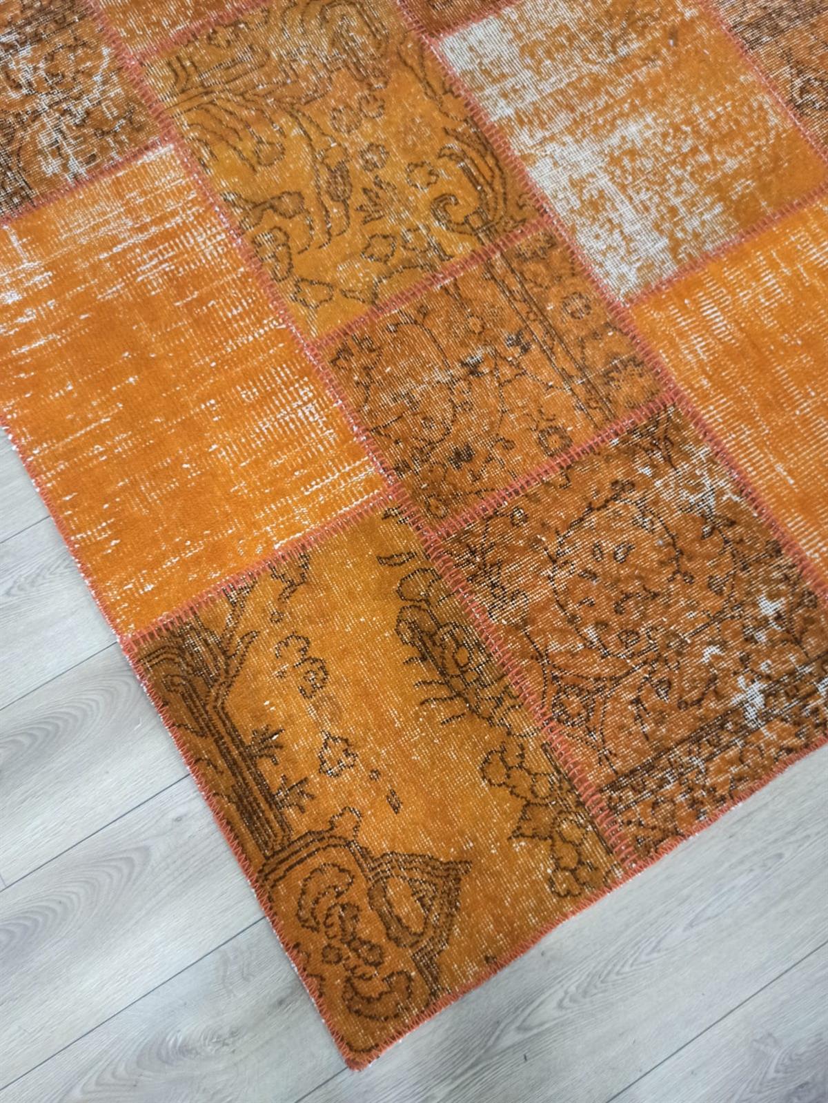 Çam Halı 725 Turuncu El Dokuma Patchwork Yün Halı