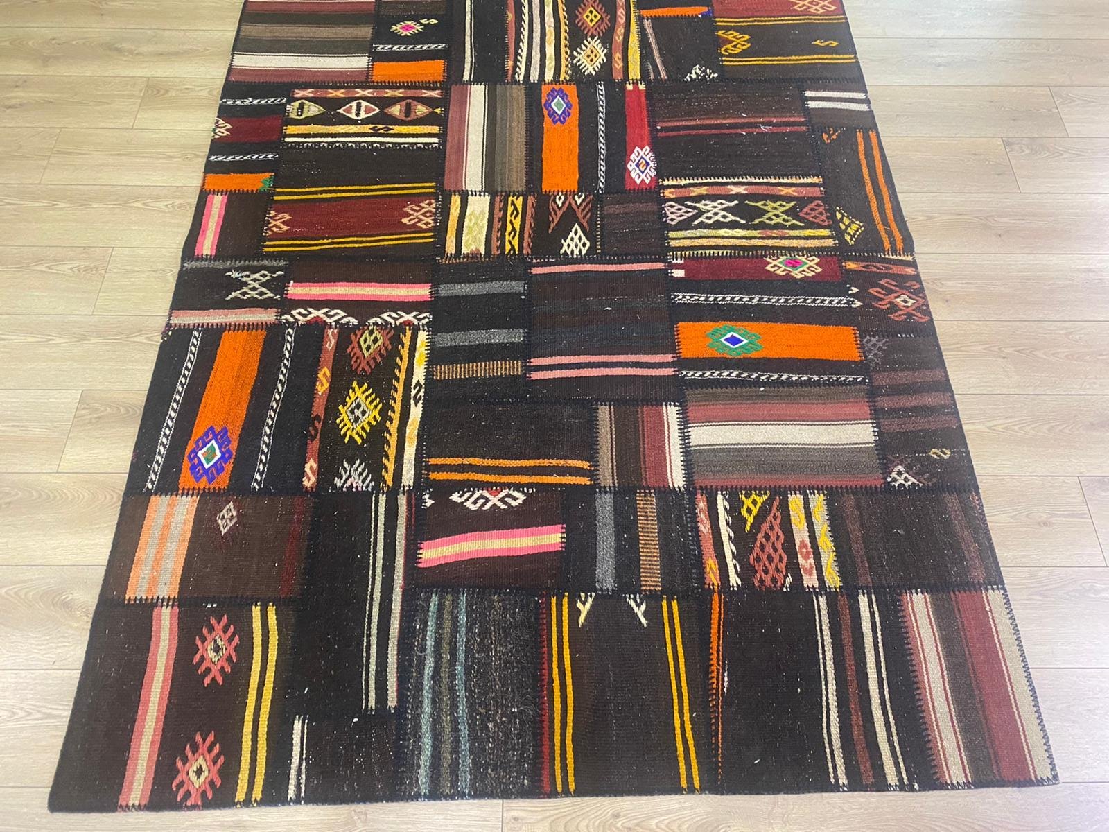 Çam Halı AK2003 Multi El Dokuma Patchwork Yün Halı