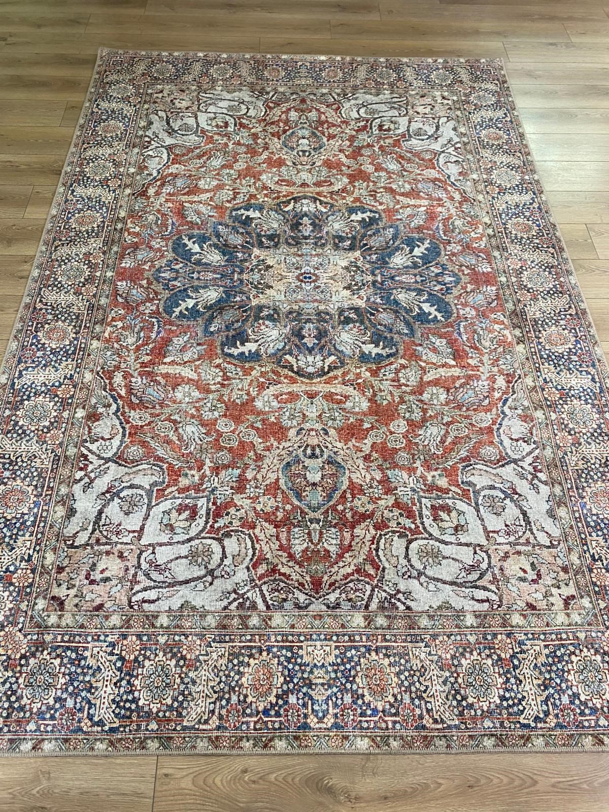 Çam Halı Anatolia 32-074 Etnik Eskitme Desenli Dokuma Tabanlı Yıkanabilir Şönil Salon ve Oda Halısı
