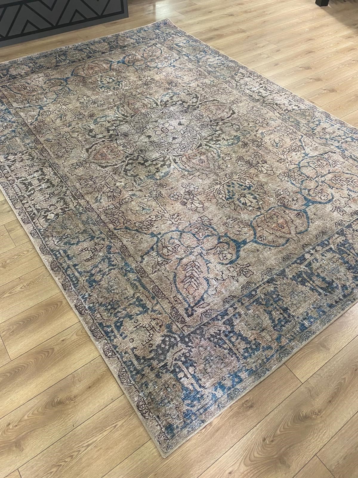 Çam Halı Anatolia 32-075 Etnik Eskitme Desenli Dokuma Tabanlı Yıkanabilir Şönil Salon ve Oda Halısı