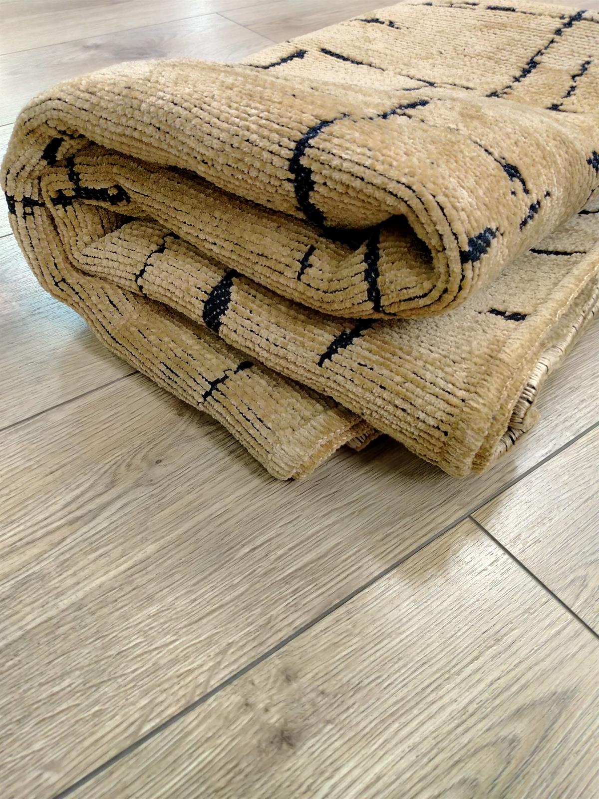 Çam Halı Bodrum BDR 124 Hardal Özel Latex Kaymaz Tabanlı Kilim