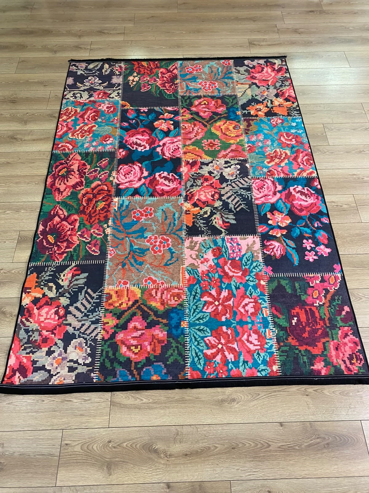 Çam Halı Gloria TD766 Multi Karabağ Patchwork Desen Dokuma Saçaklı Kilim
