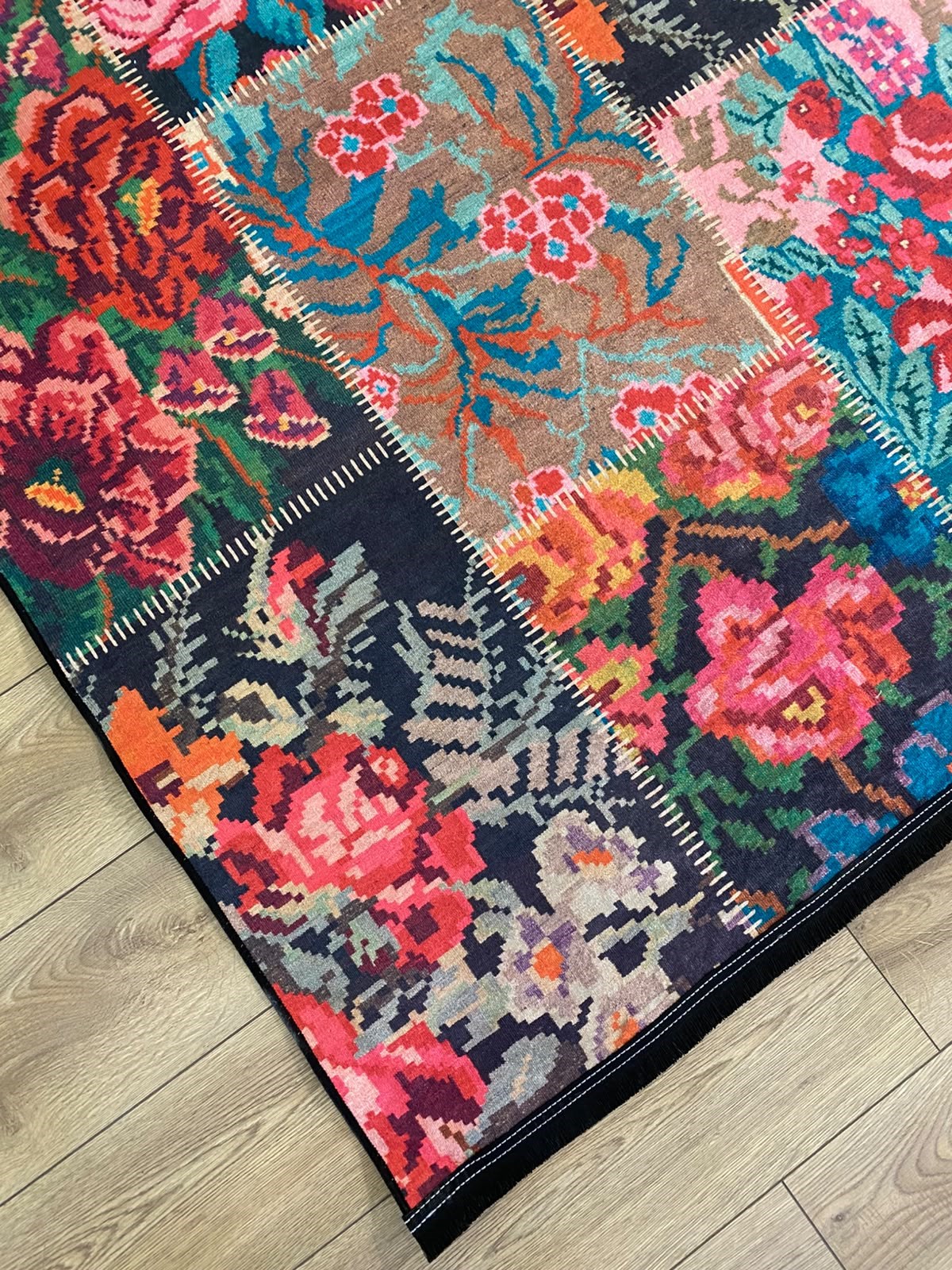 Çam Halı Gloria TD766 Multi Karabağ Patchwork Desen Dokuma Saçaklı Kilim