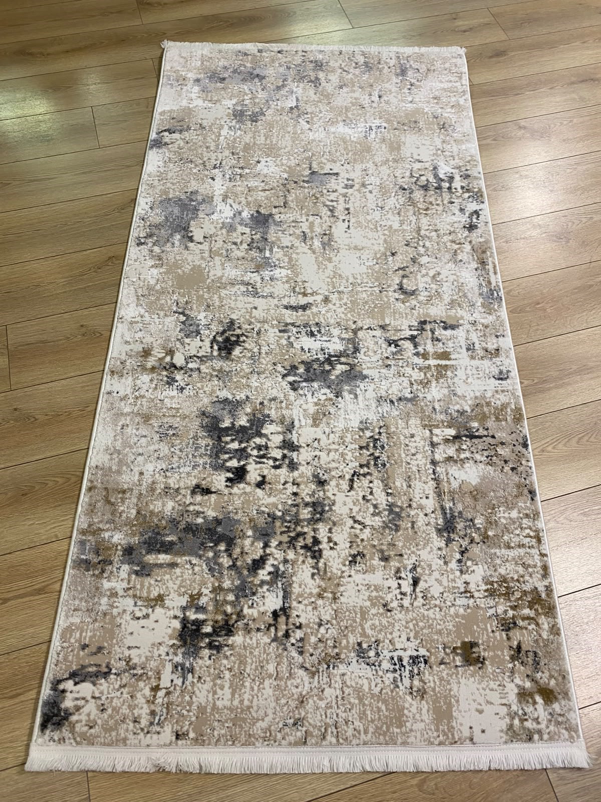 Sanat Halı Hera 3552 Eskitme Desenli Makine Halısı