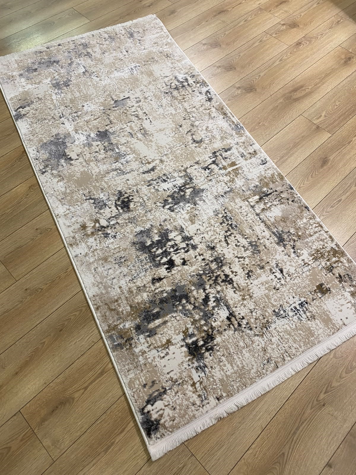 Sanat Halı Hera 3552 Eskitme Desenli Makine Halısı