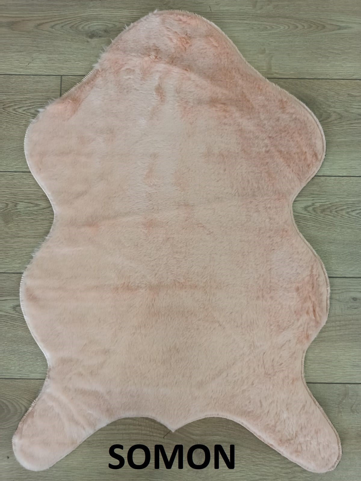 Tavşan Tüyü Suni Deri Tabanlı Yıkanabilir Peluş Post 60X90