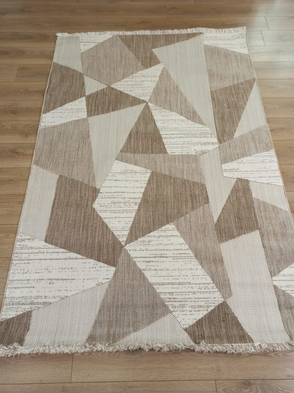Tuğra Halı Galerie GR07 Modern Desen Halı