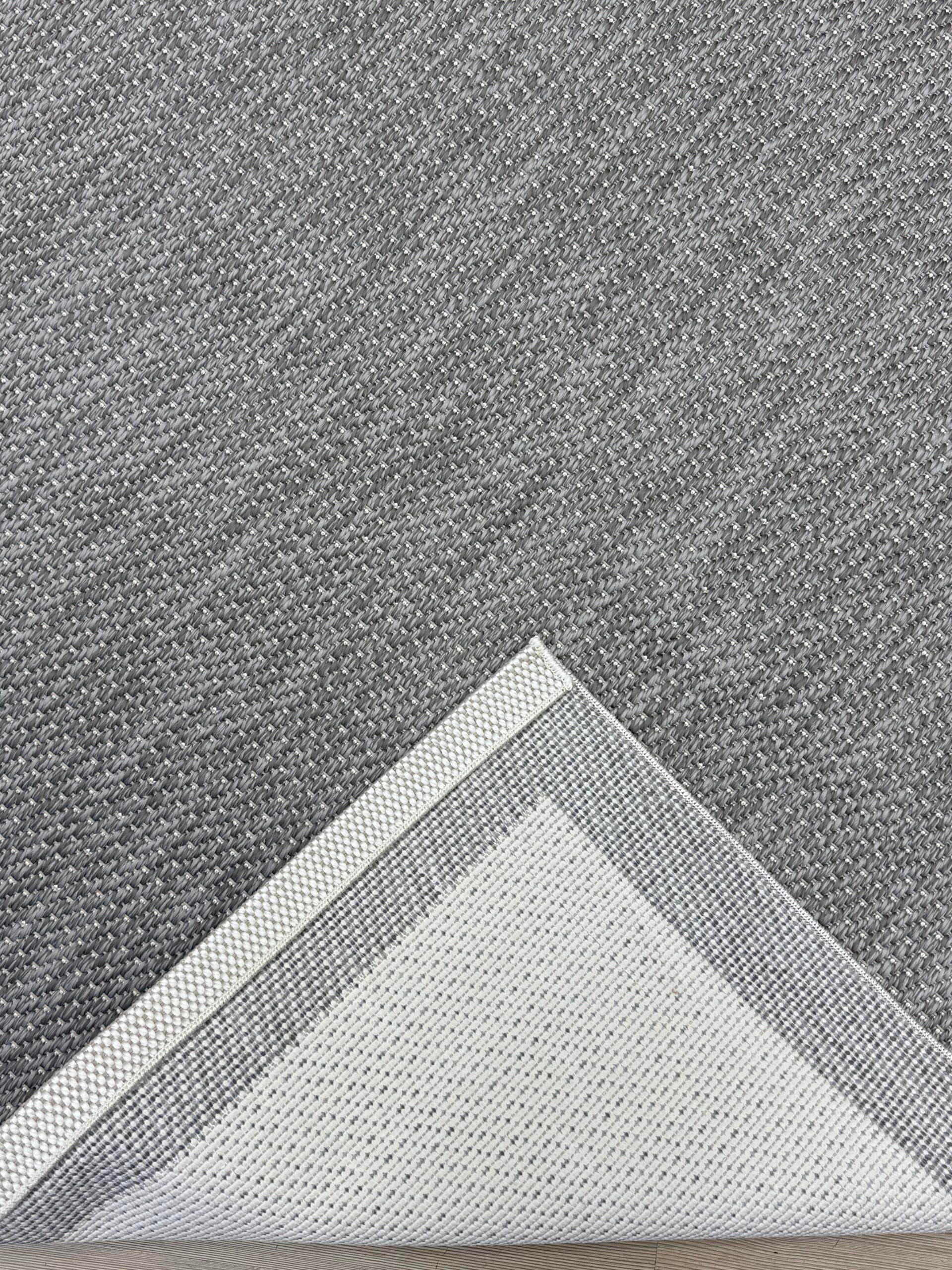 Türkmen Halı SİESTA 1501 Antrasit Polyester Ve Pamuk İplikten Üretilmiş Modern Makine Halısı