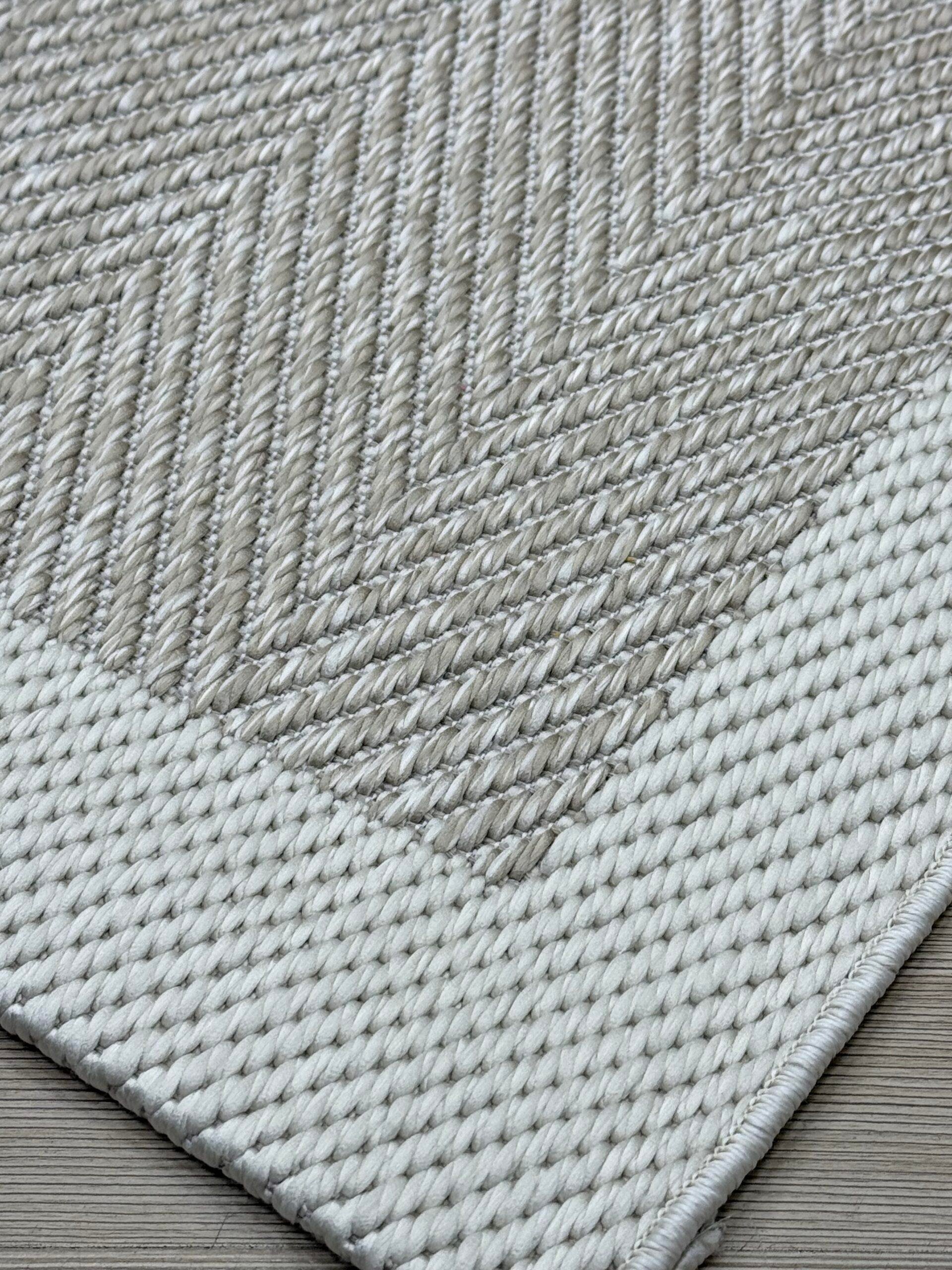 Türkmen Halı SİESTA 1503 Bej Polyester Ve Pamuk İplikten Üretilmiş Modern Makine Halısı