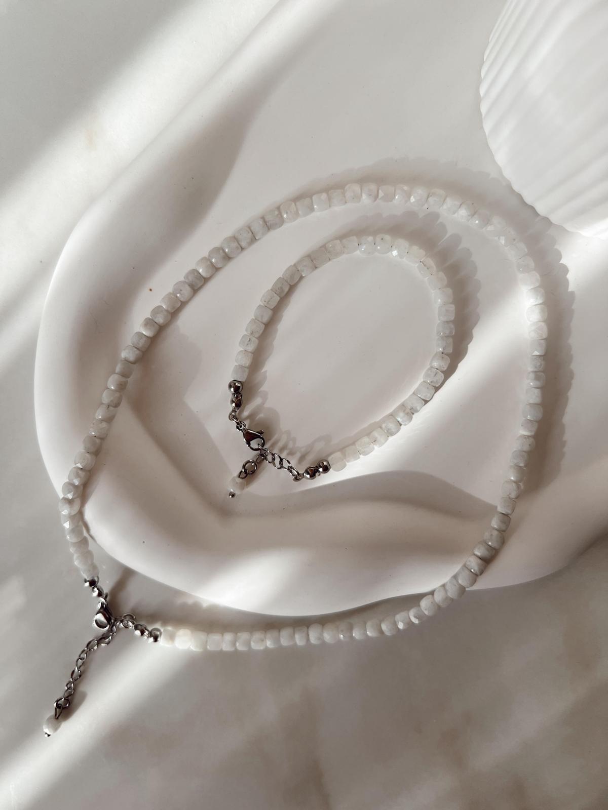 1.Sınıf Kare Kesim Fasetli Aytaşı Kolye ve Bileklik Set(Silver  Zincir)