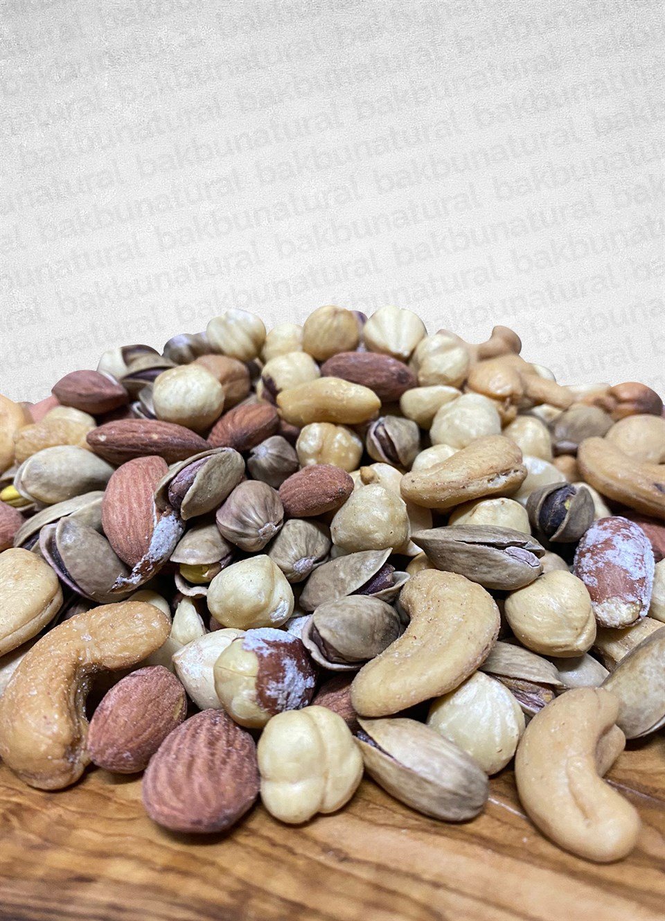 Lüks Kavrulmuş Kuruyemiş