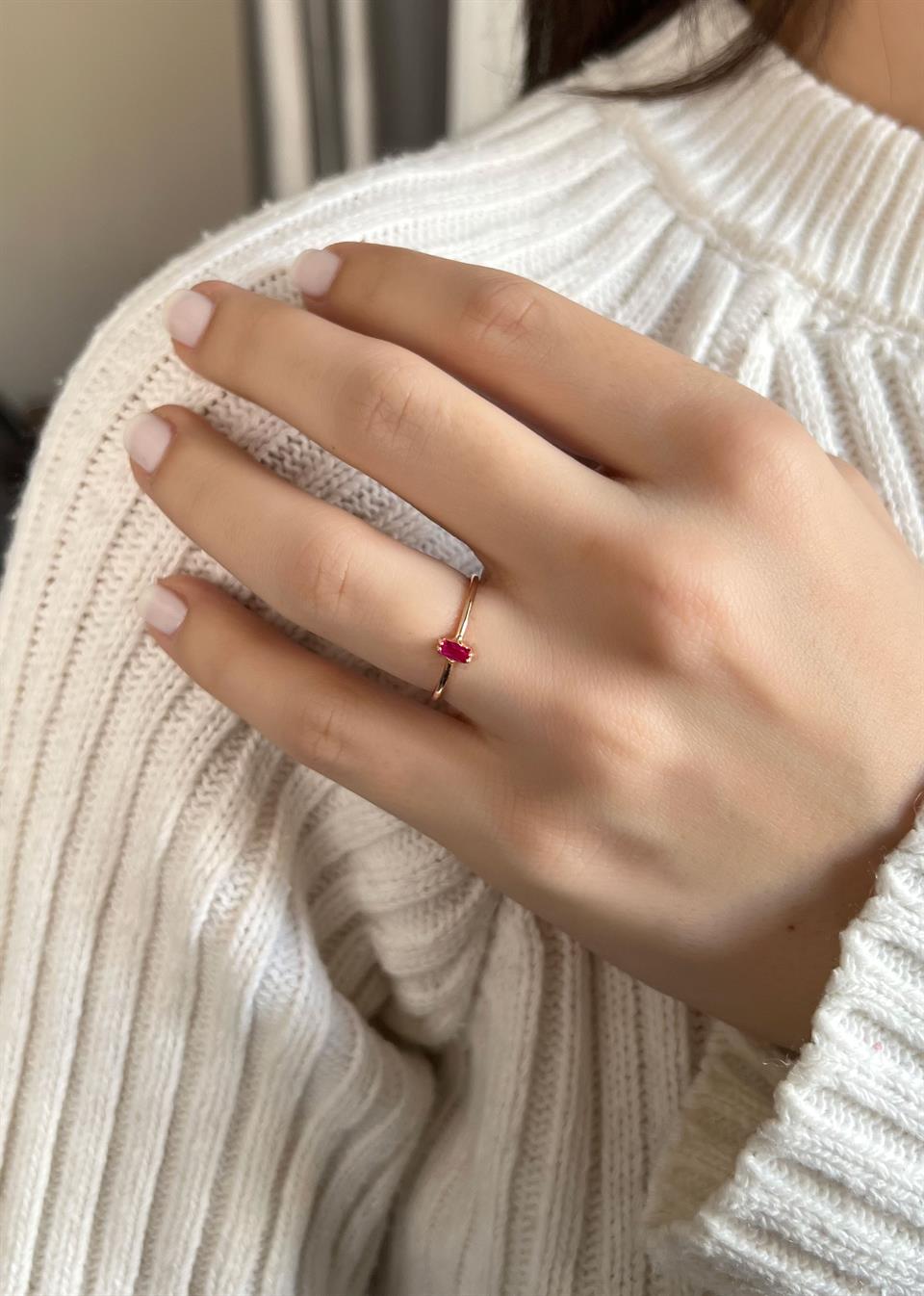 Gümüş Baget Renkli Taşlı Minimal Yüzük