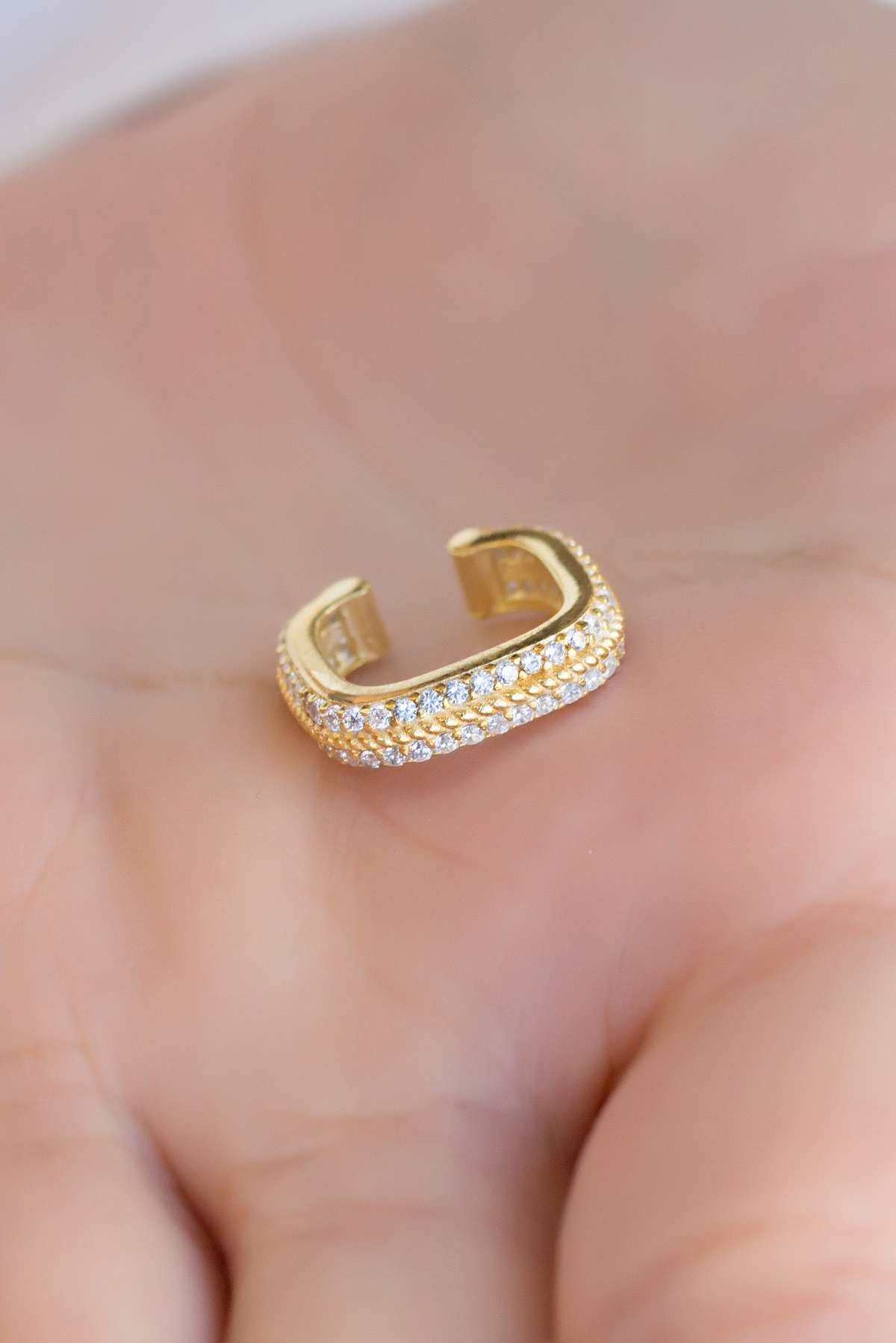 Gümüş Kare Kıkırdak Küpe Lieza Jewelry kpg210103