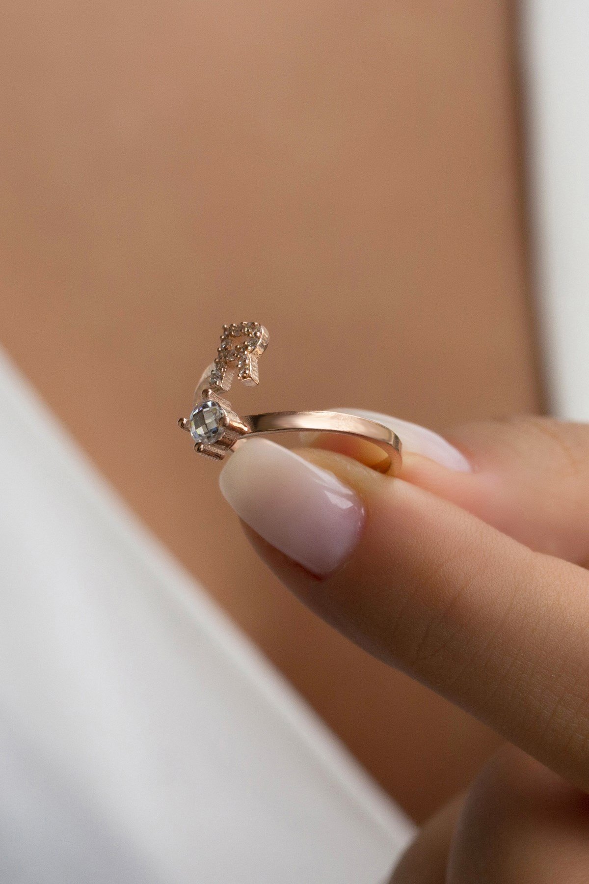 Gümüş R Harfi Yüzük Lieza Jewelry yzg210021