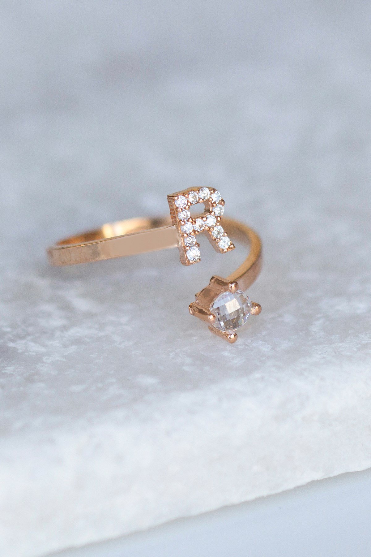 Gümüş R Harfi Yüzük Lieza Jewelry yzg210021