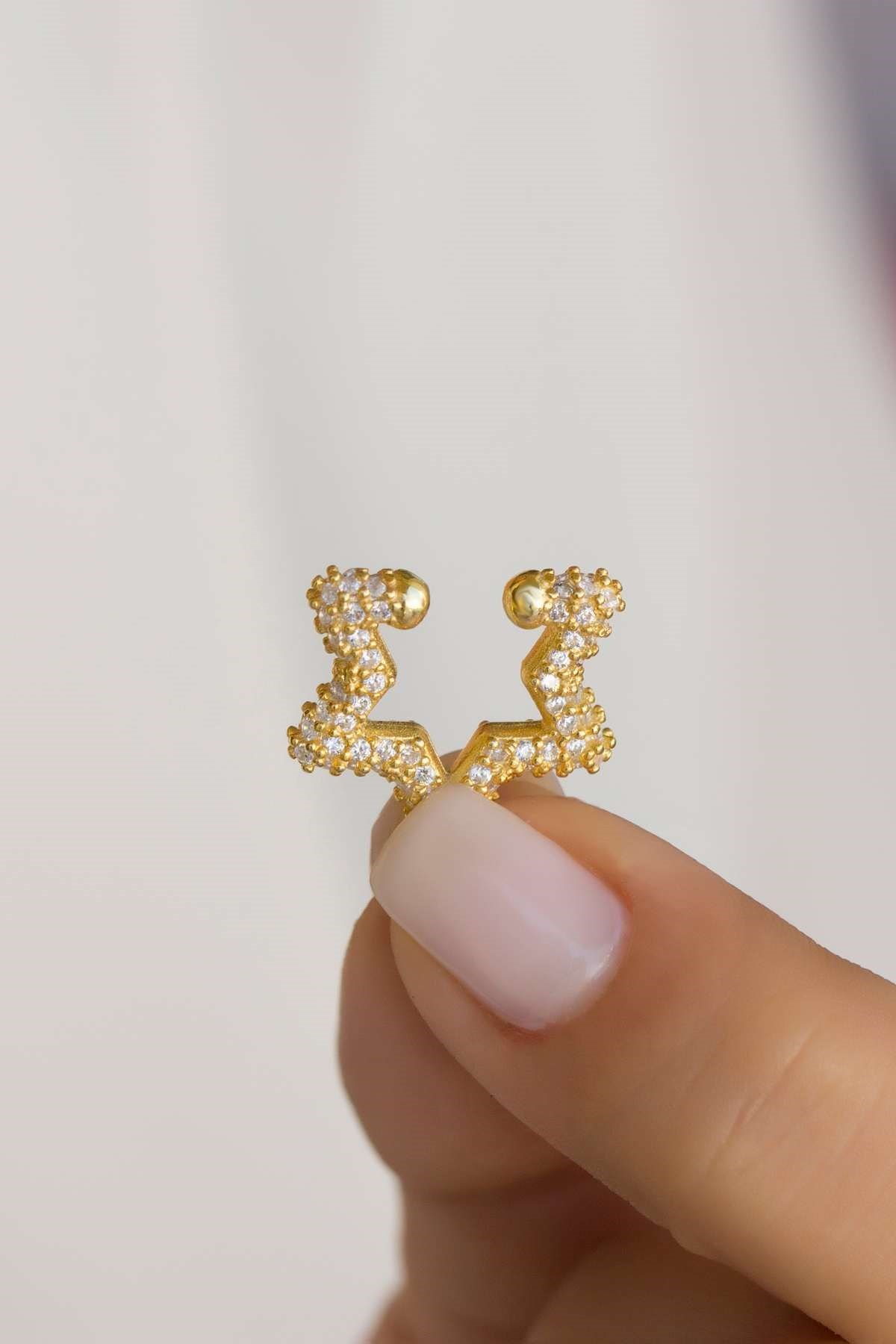 Gümüş Yıldız Kıkırdak Küpe Lieza Jewelry kpg210086