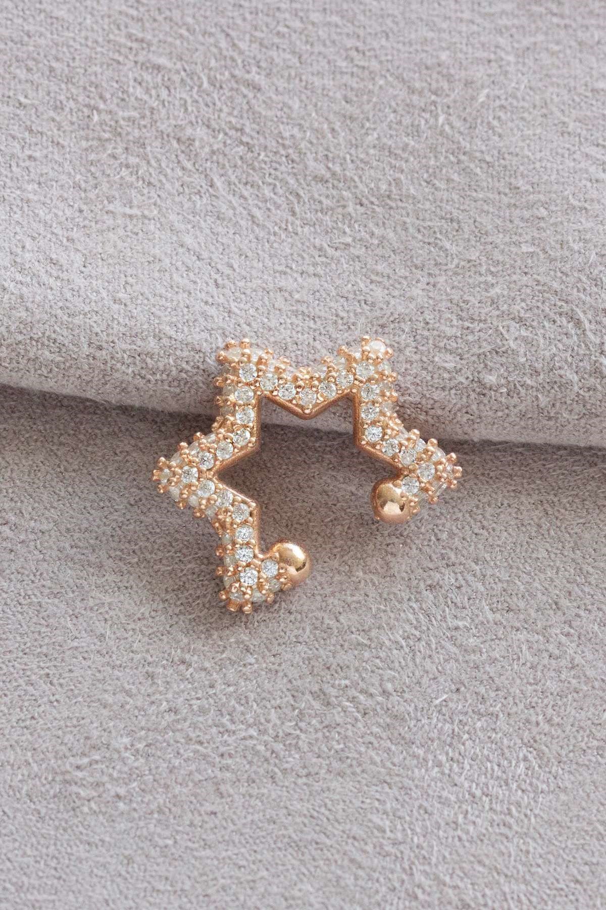 Gümüş Yıldız Kıkırdak Küpe Lieza Jewelry kpg210097