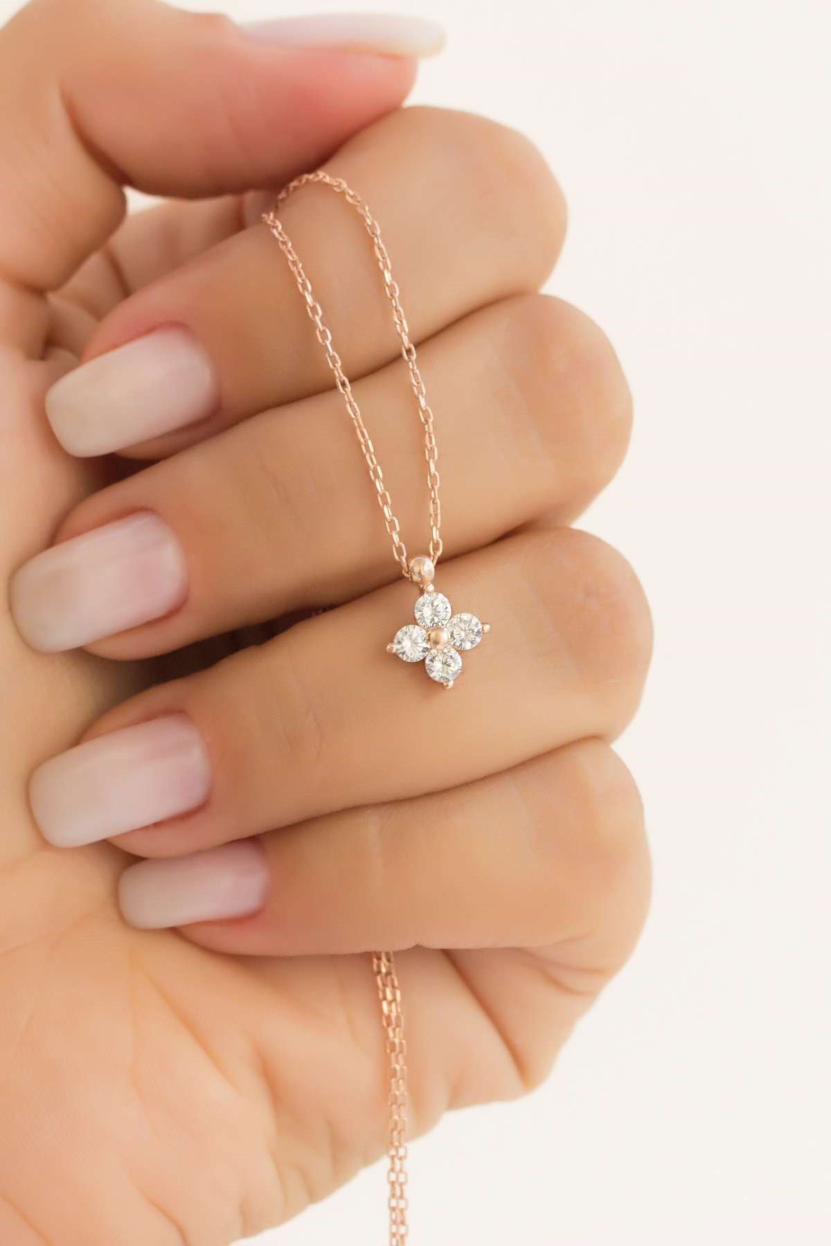 Gümüş Yonca Kolye Lieza Jewelry klyg210088