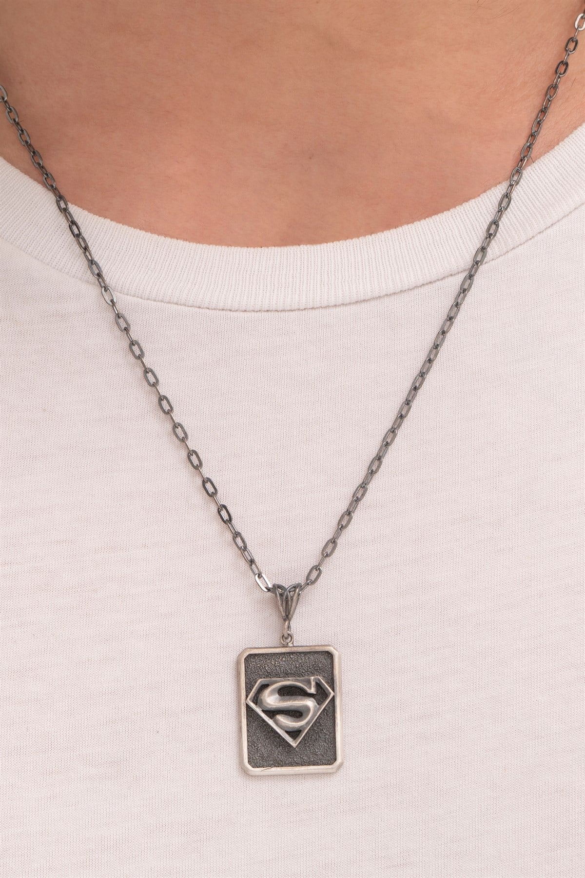 Supermen Figür Erekek Kolye