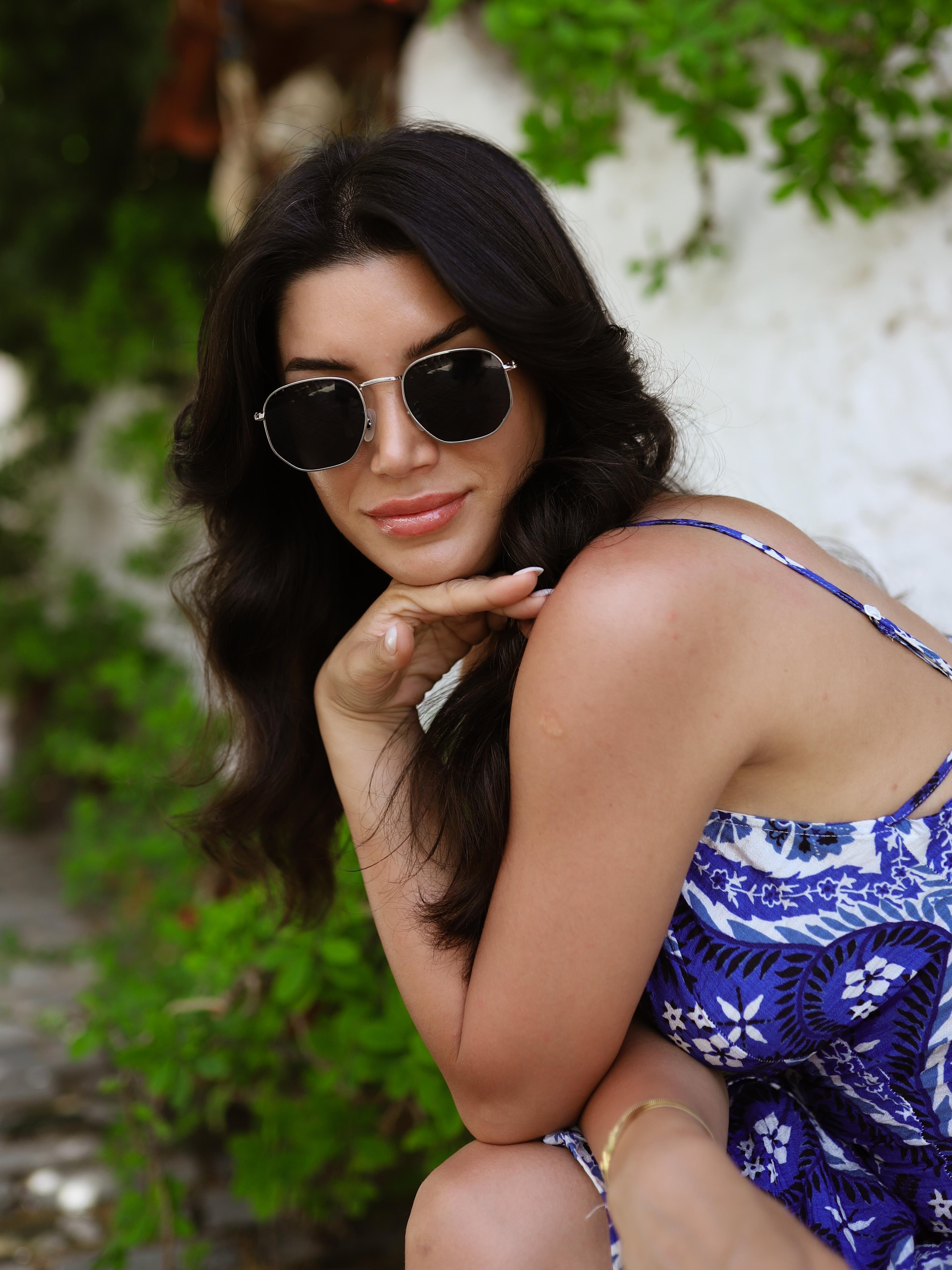 Beşgen Gümüş Çerçeve Siyah Polarize Cam Unisex Güneş Gözlüğü